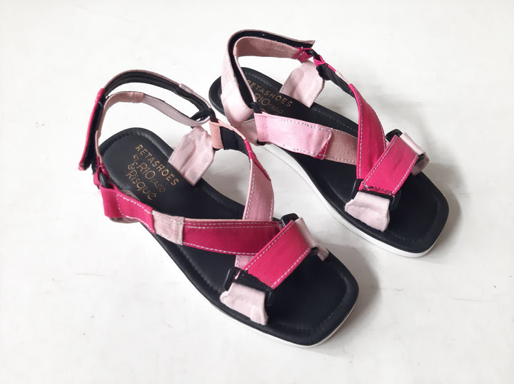 Risqué Designs Womens Retaso Sandals in Pink