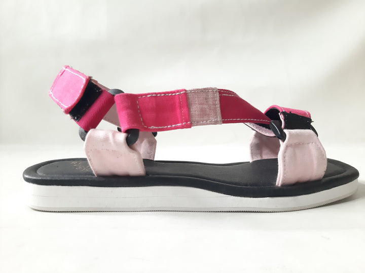 Risqué Designs Womens Retaso Sandals in Pink