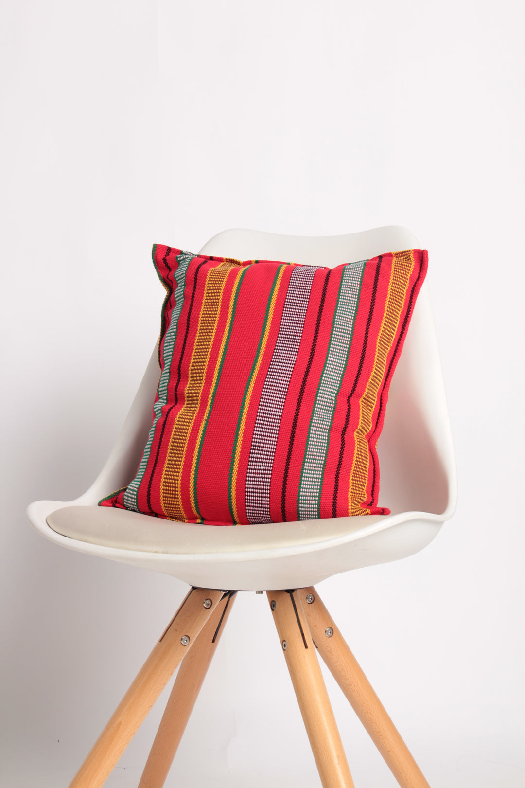 Hanap Habi Paglaya Pillow