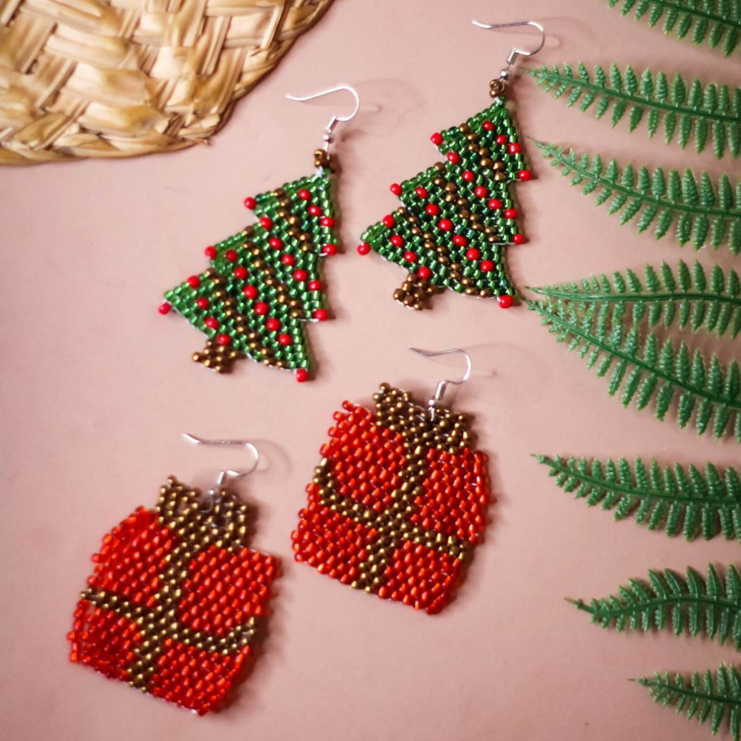 ReCe Apparel Xmas Tree Earrings