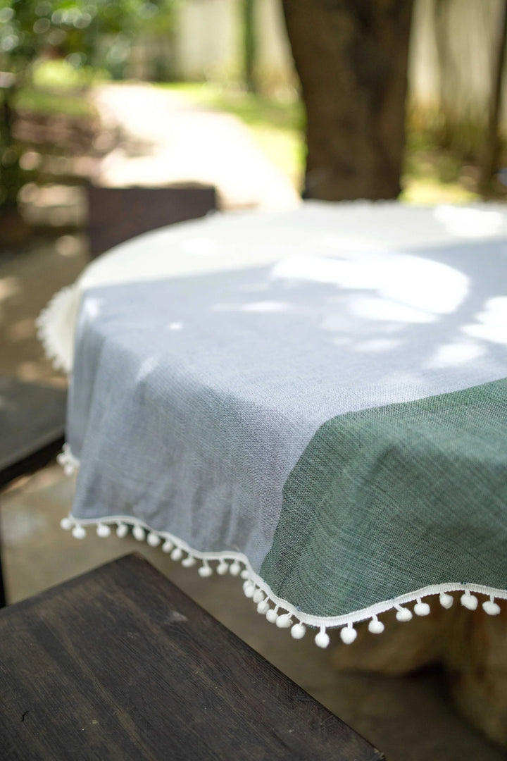 WVN Living Roundie Versatile Weave