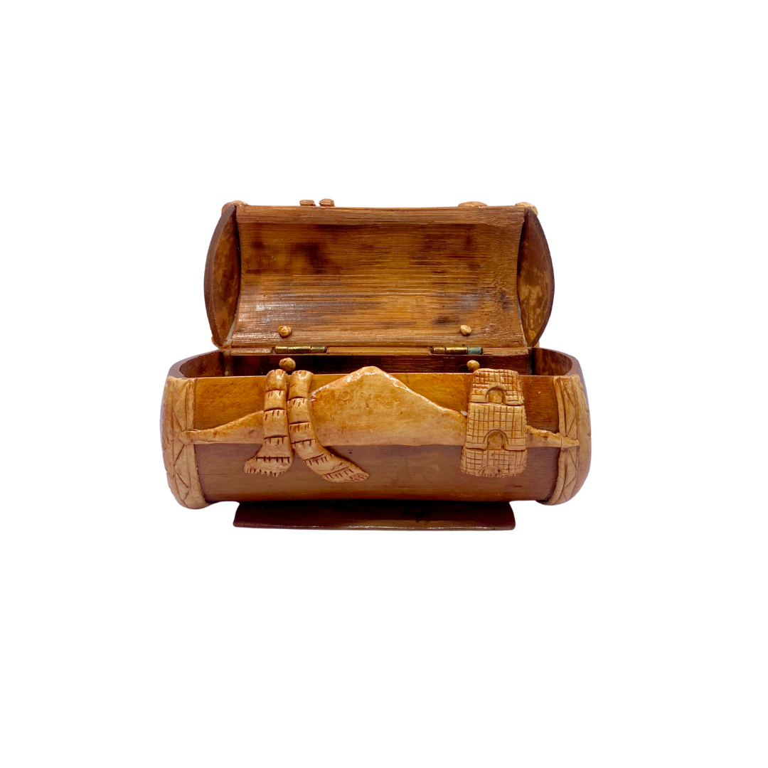 Roots Sorsogon Collection Hand-Sculpted Bamboo Chestbox