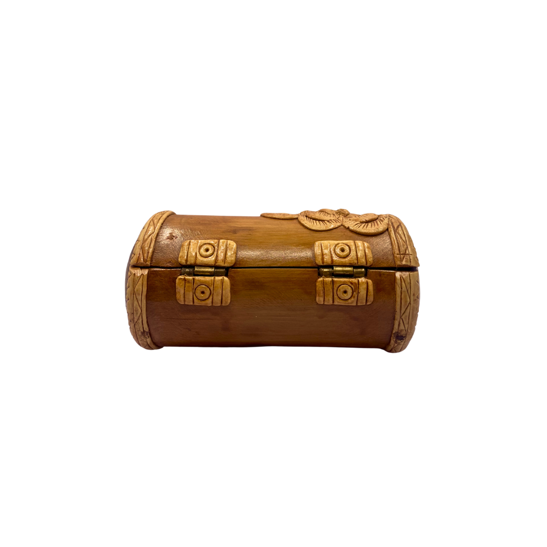 Roots Sorsogon Collection Hand-Sculpted Bamboo Chestbox