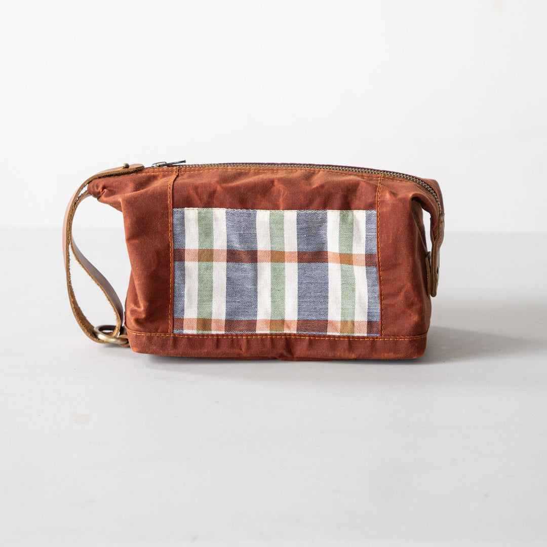 Gouache Diego Canvas/Weaves Dopp Kit
