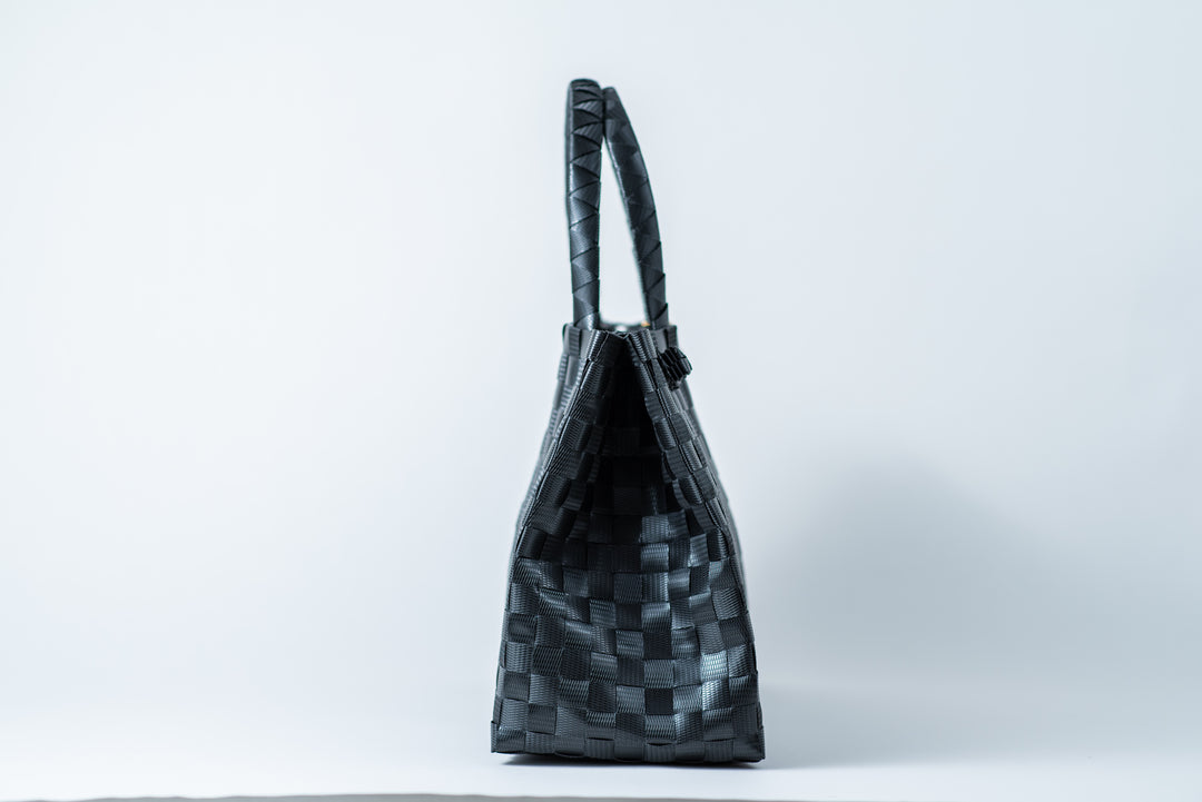 Lokal Bayong	Cindy Hand-Woven Handbag