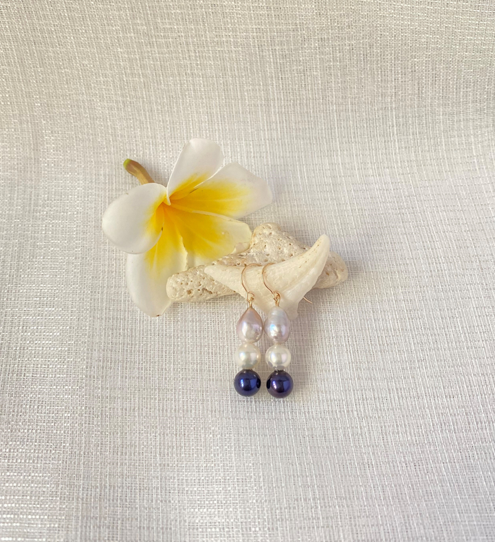 Plumeria Accessories Mutsumi Dangling Baroque Earring