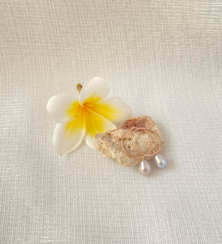 Plumeria Accessories Shizuku Hoop Baroque Earring