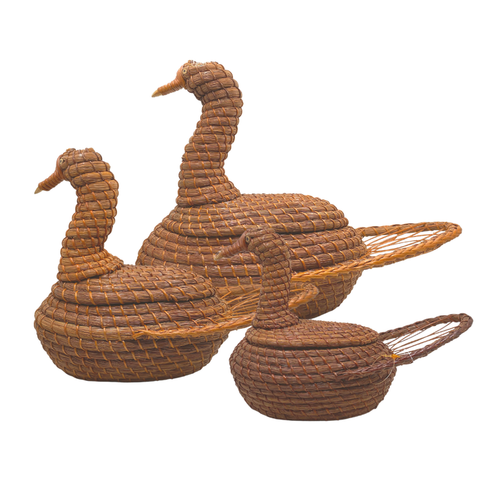 Everything is Pine Duck-Shaped Pine Needle Tray with Cover