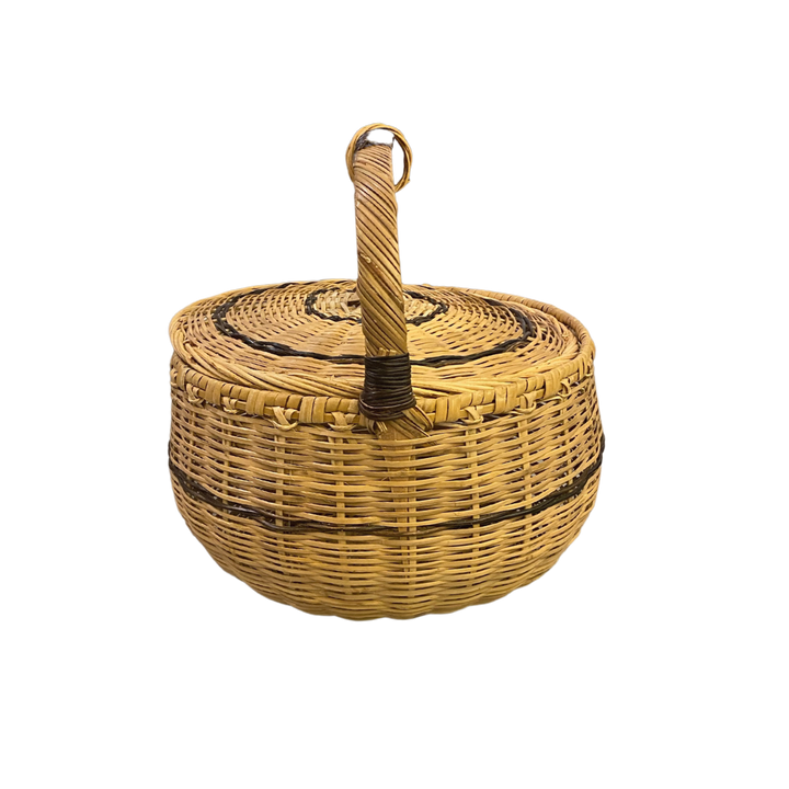 Twelve Topaz Picnic Basket with Cover