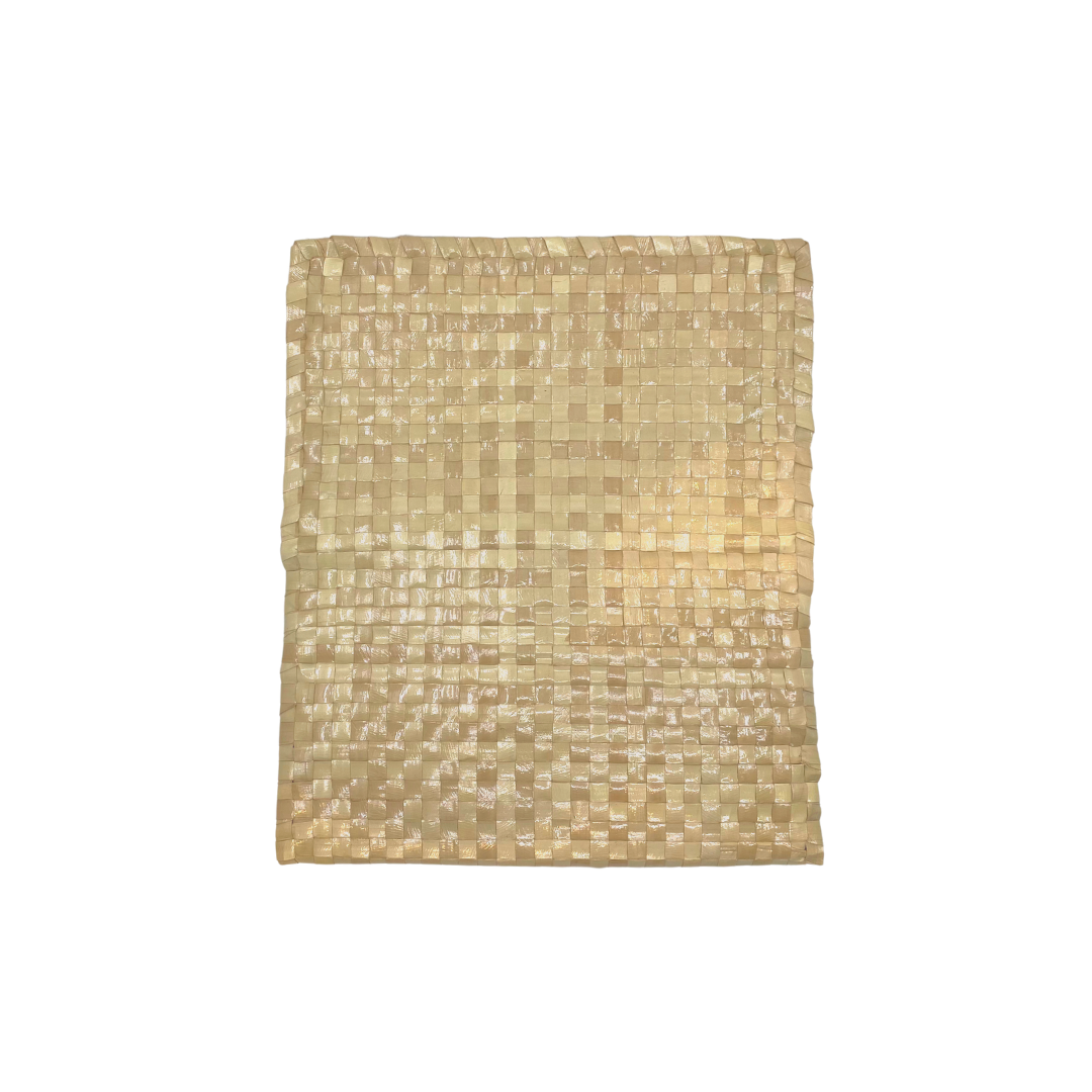 Mula Isla Handwoven Buri Wallet