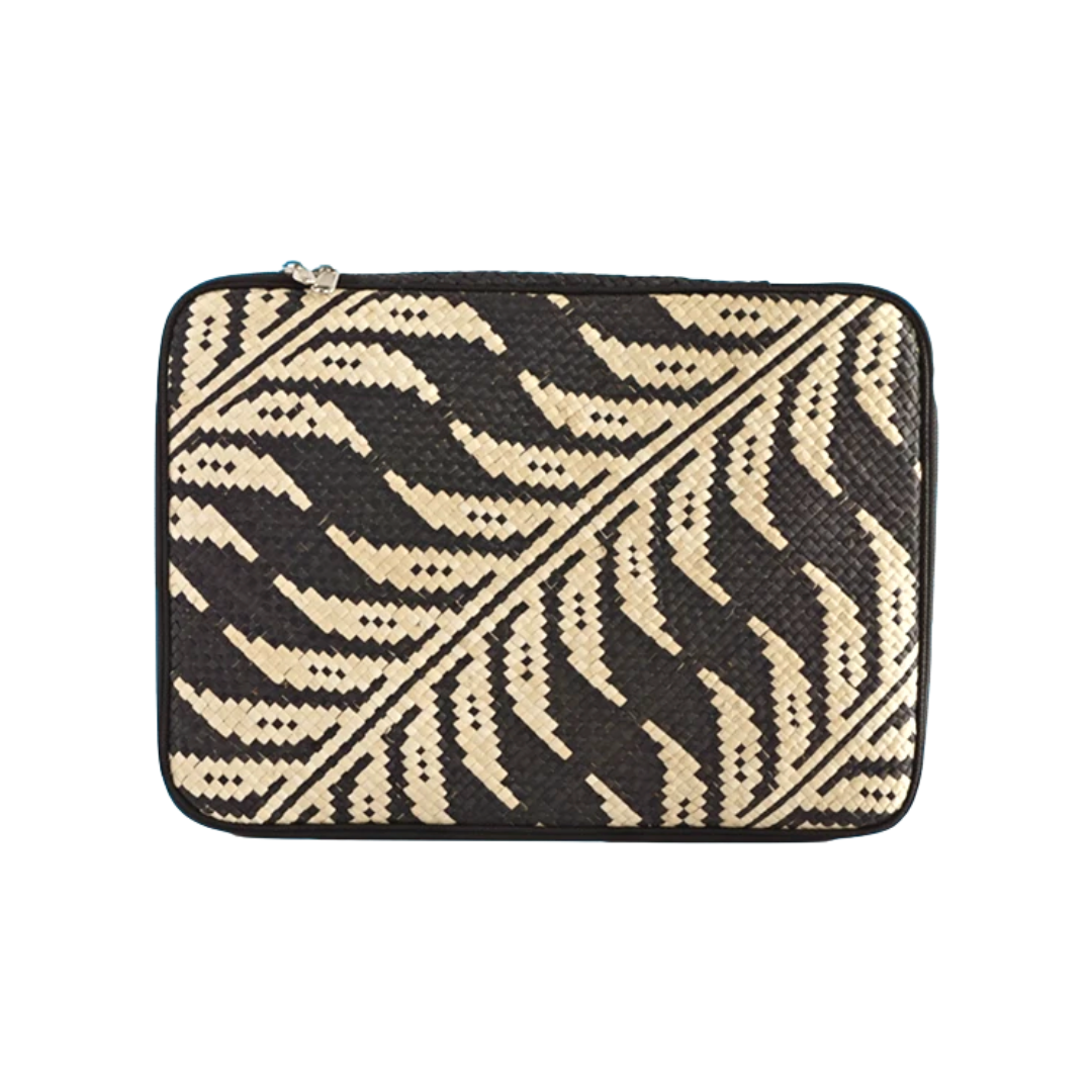 Woven Abre Tikog Grass Laptop Sleeve in Layunin