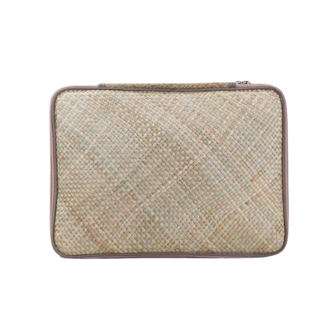 Woven Abre Tikog Grass Laptop Sleeve in Vinta