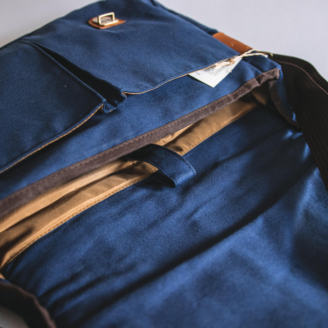 City Waxed Canvas Messenger Bag - Roots Collective PH