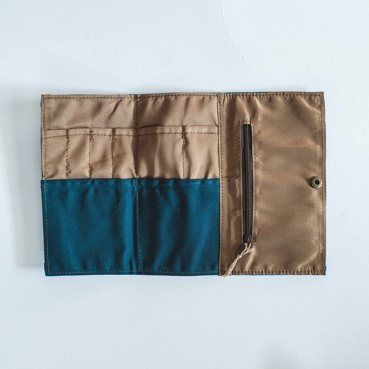 Cadden Waxed Canvas Trifold Organizer - Roots Collective PH
