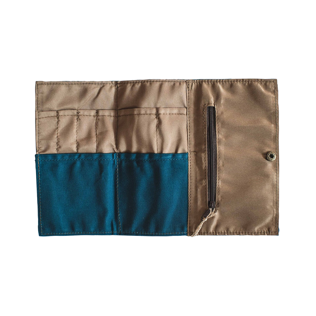 Cadden Waxed Canvas Trifold Organizer - Roots Collective PH