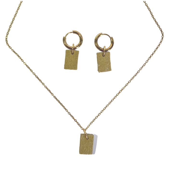Hirayas Classics Earrings and Necklace Set