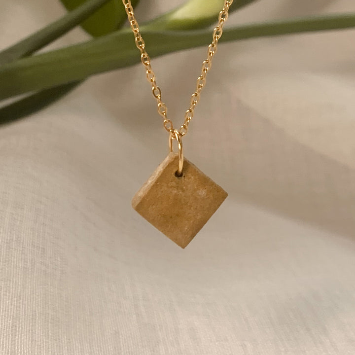 Hirayas Classics Earrings and Necklace Set