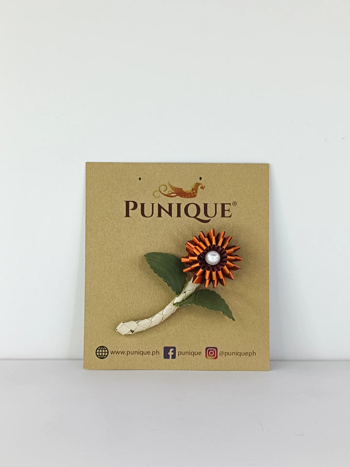Punique Araw Brooch Magnet