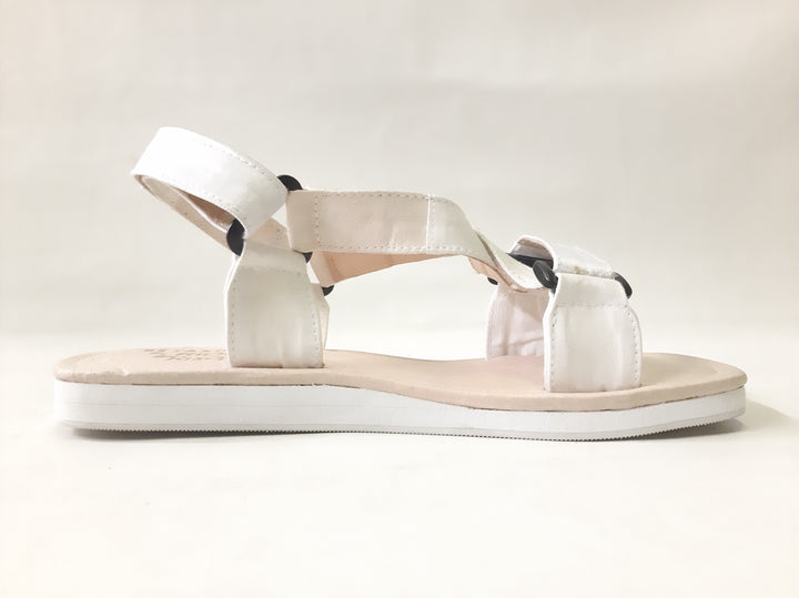 Risqué Designs Womens Retaso Sandals in White