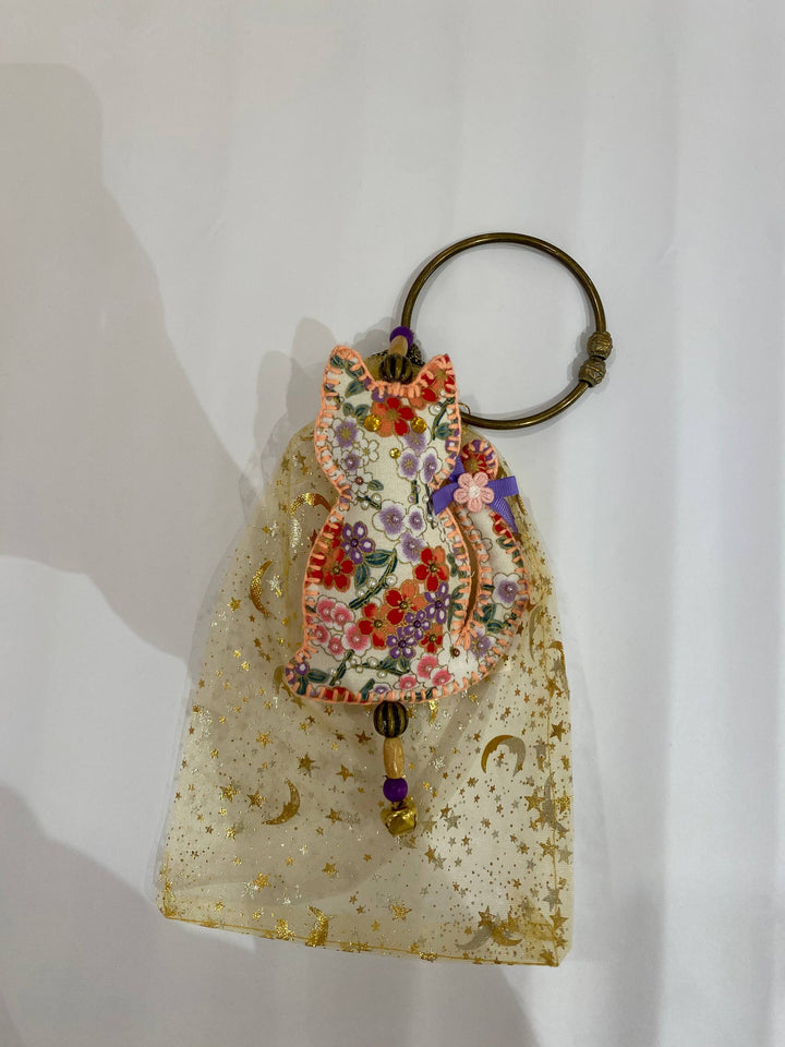 Gypsy Heart Curious Cat Door Charm