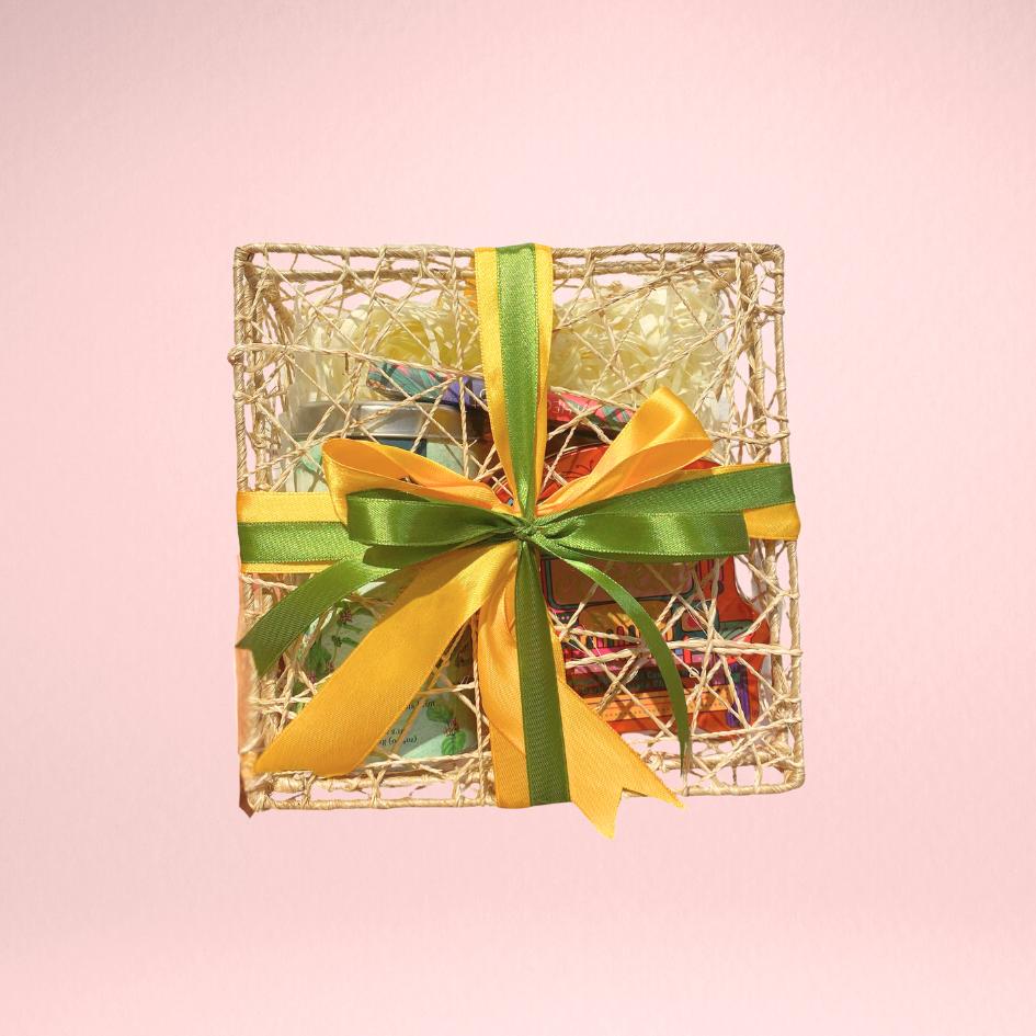 Mom's Pocket Picks Gift Box