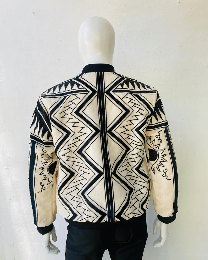 Balik Batik Patik Piña-Jusi Bomber Jacket