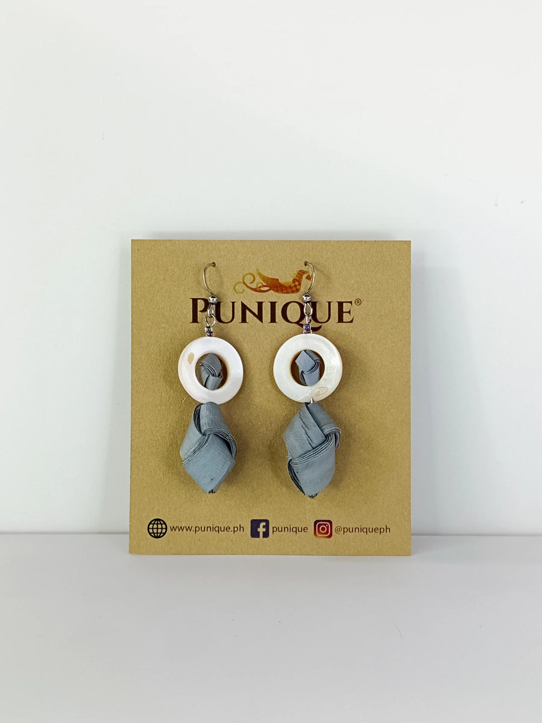 Punique Tigbi Earrings with Circle Pearl
