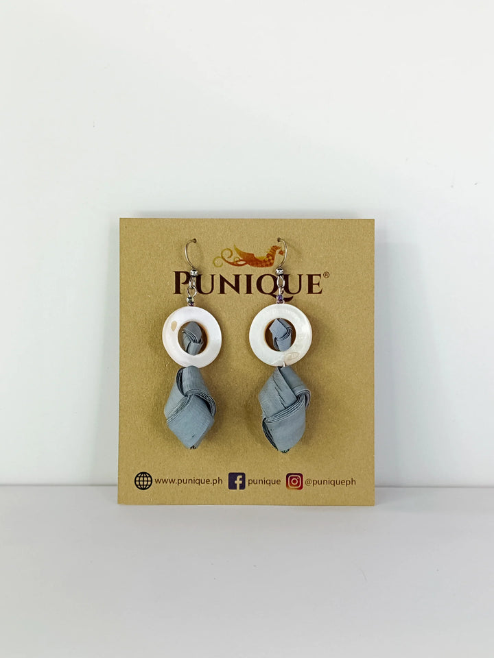 Punique Tigbi Earrings with Circle Pearl