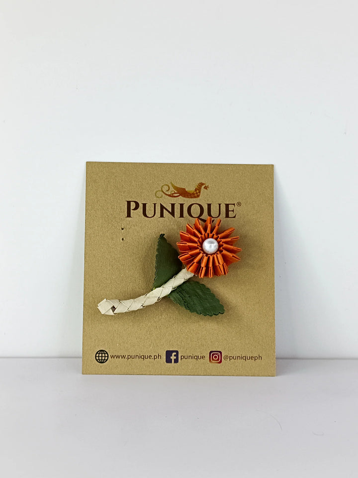 Punique Araw Brooch Magnet