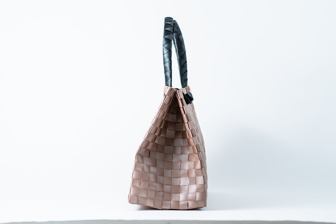 Lokal Bayong	Cindy Hand-Woven Handbag