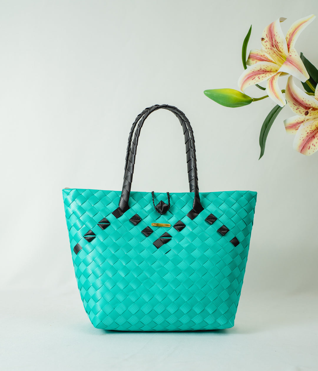 Lokal Bayong Juanita Hand-Woven Handbag