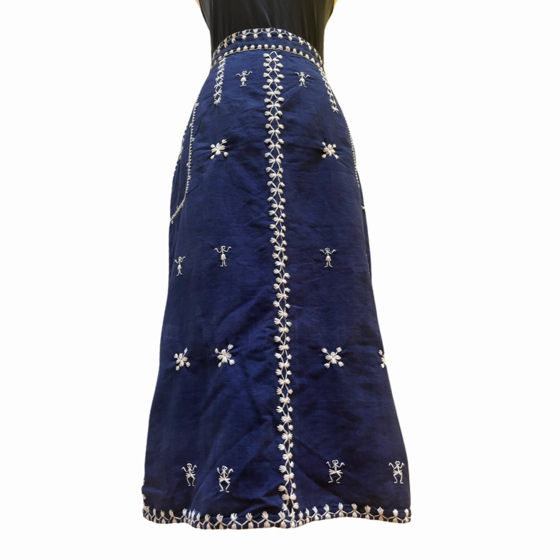 HeritageFinds Natural Dye Weave Skirt with Itneg Embroidery