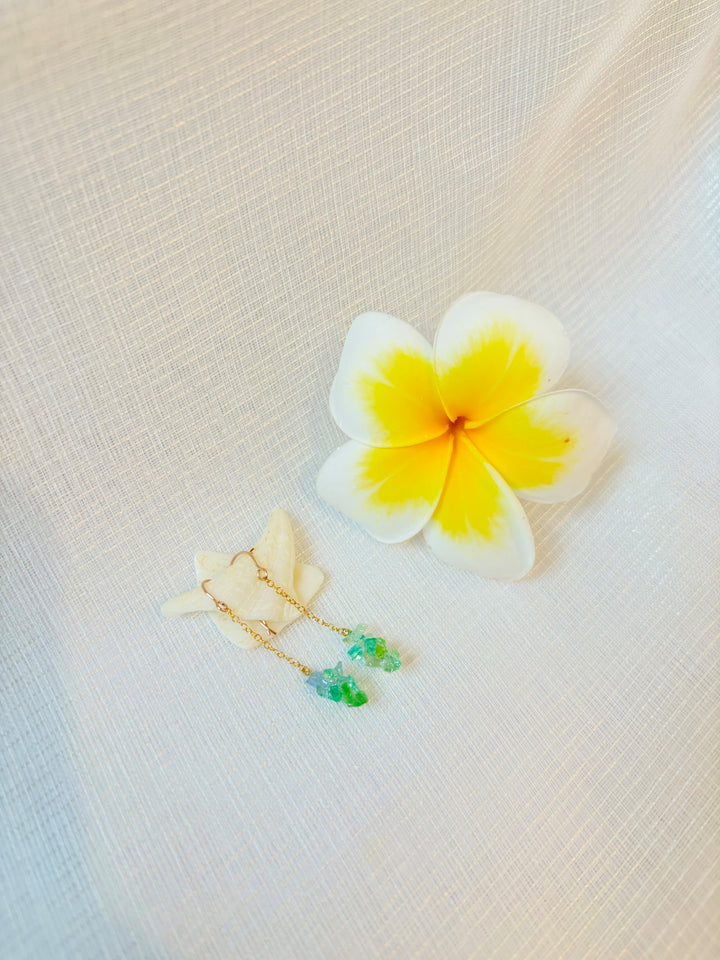 Plumeria Accessories Houju Dangling Glass Earring