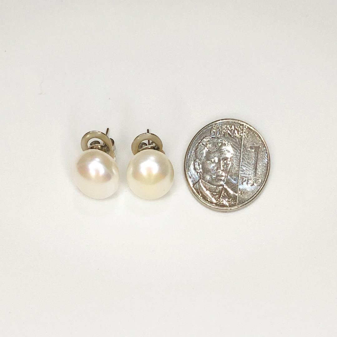 Rajas Shane Pearl Stud Earrings