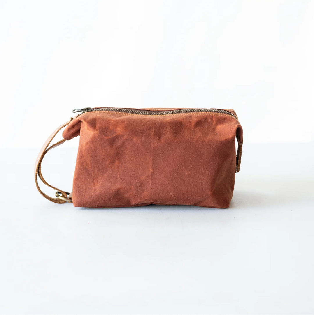 Gouache Theodore Waxed Canvas Dopp Kit