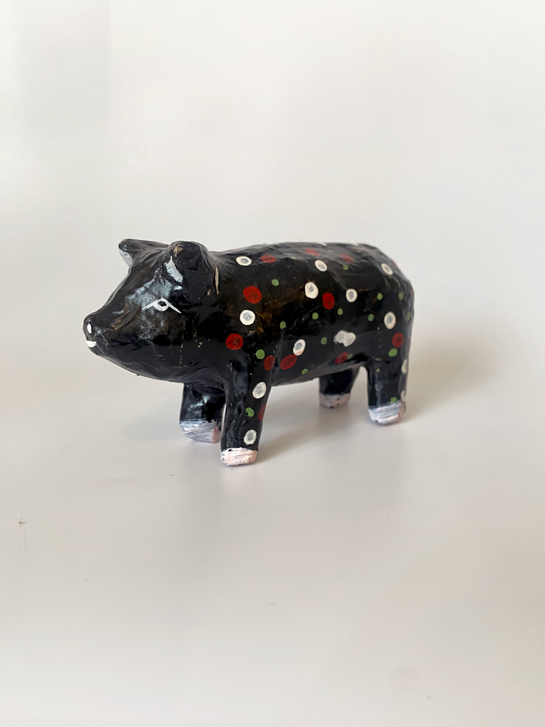 Lakbay Finds	Painted Taka Pig