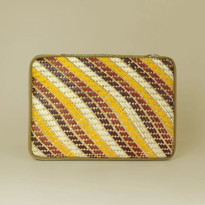 Woven Abre Tikog Grass Laptop Sleeve in Dagat Neutral