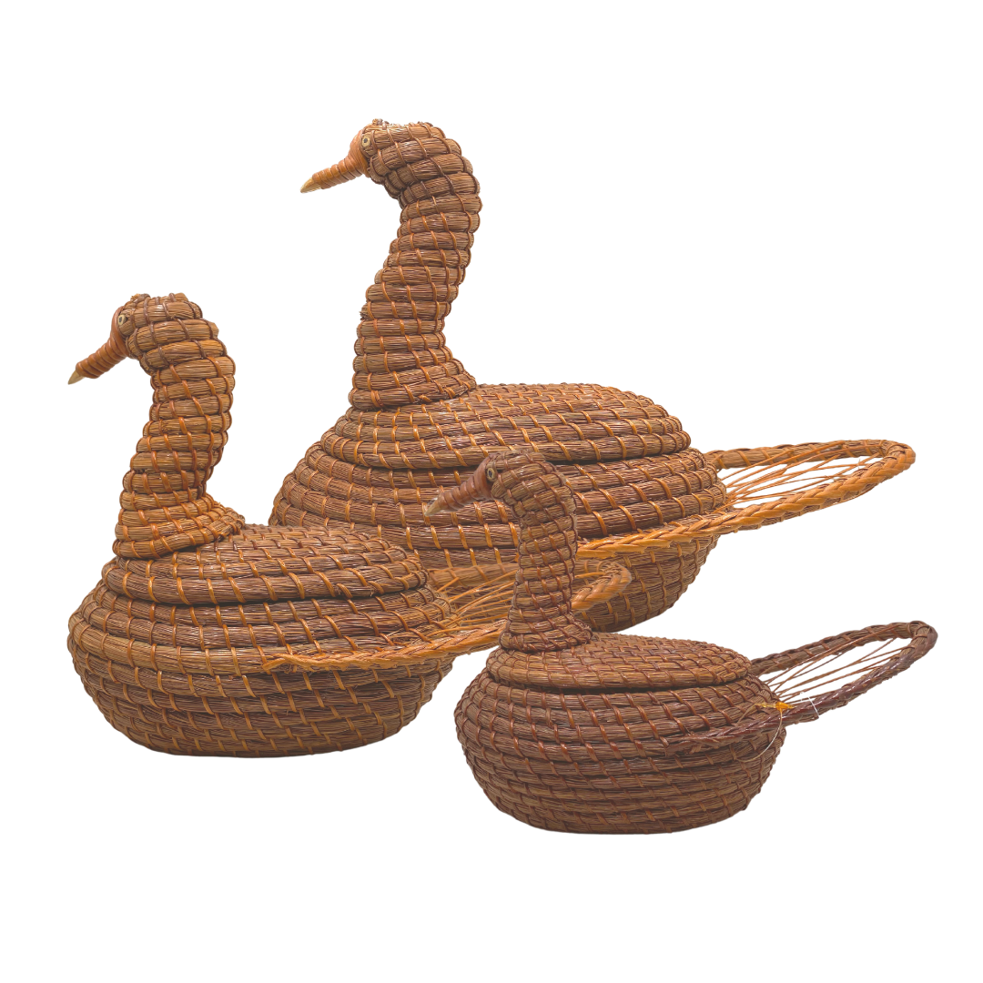 Everything is Pine Duck-Shaped Pine Needle Tray with Cover