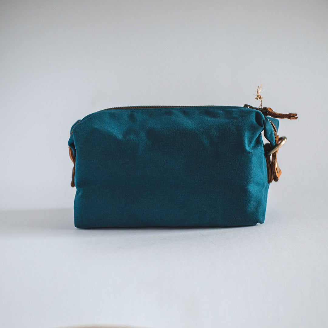 Sweeney Waxed Canvas Dopp Kit - Roots Collective PH
