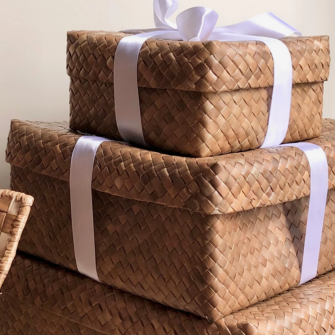 Twelve Topaz Buri Gift Box