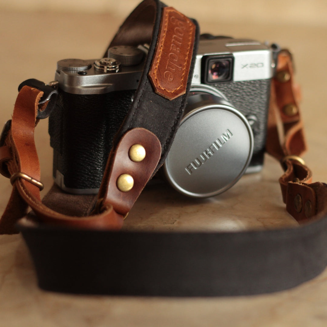 Bonnie Camera Strap – Gouache Bags